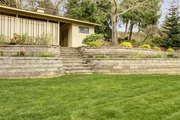 Retaining Wall Construction in Marion